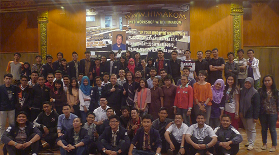 Workshop Web di Himakom Institut Bisnis Nusantara